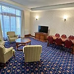 Golden Palace Hotel 4*