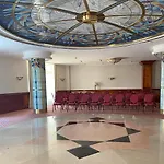 Golden Palace Hotel 4*