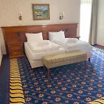 Hotel Golden Palace 4*