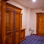 Hotel Golden Palace