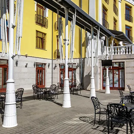 Hotel Golden Palace 4*