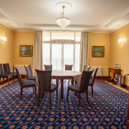 Hotel Golden Palace