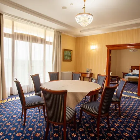 Golden Palace Göd