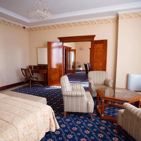 Hotel Golden Palace 4*