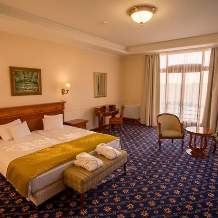 Hotel Golden Palace