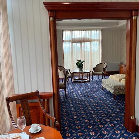 Golden Palace Hotel Göd