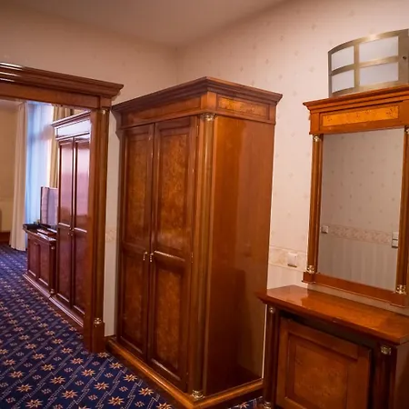 Golden Palace Hotel Göd