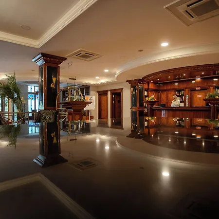 Golden Palace 4*