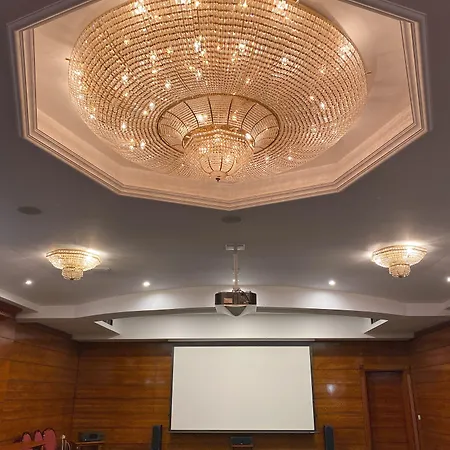 Hotel Golden Palace 4*