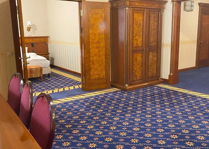 Golden Palace Szálloda Göd