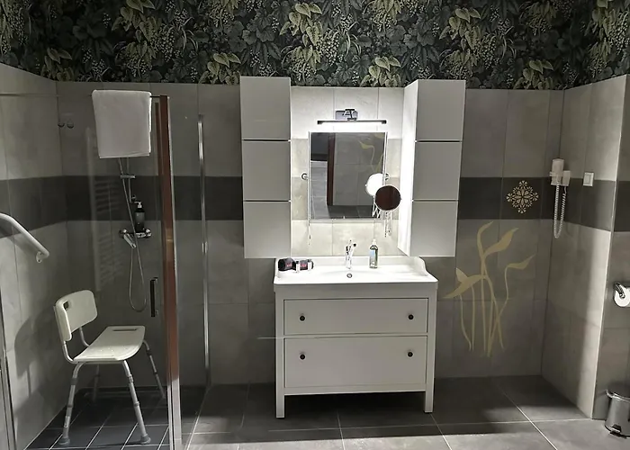 Golden Palace Szálloda 4*