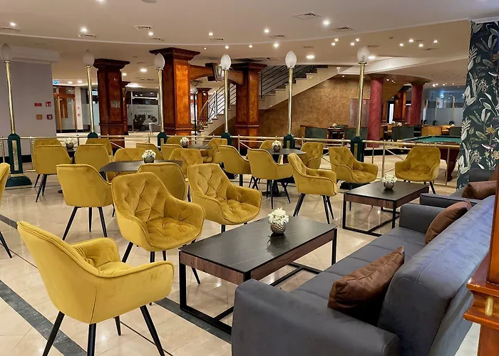 酒店 Golden Palace