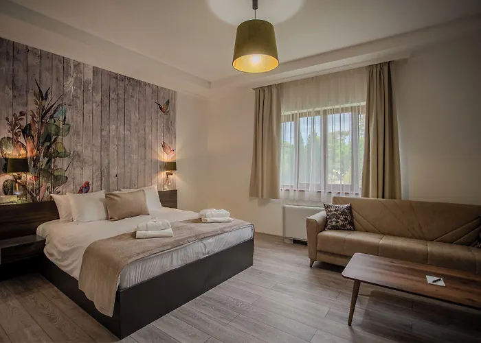 Golden Palace Szálloda