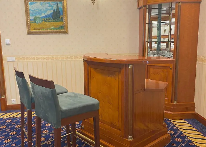 Golden Palace Hotel 4*